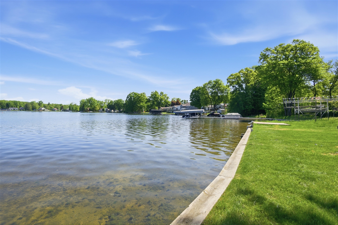 image of 17300 Warrior Dr, Howard City, MI 49329 | MLS# 70535926