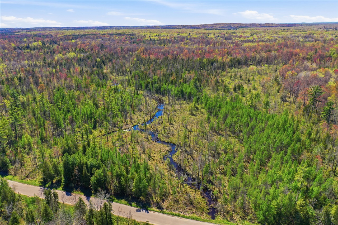 4th image of 5500 N Croswell Ave, White Cloud, MI 49349 | MLS# 70536026
