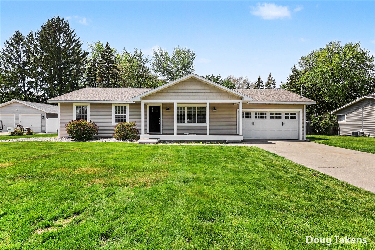 1st image of 7439 Eastlane Ave, Jenison, MI 49428 | MLS# 70536129