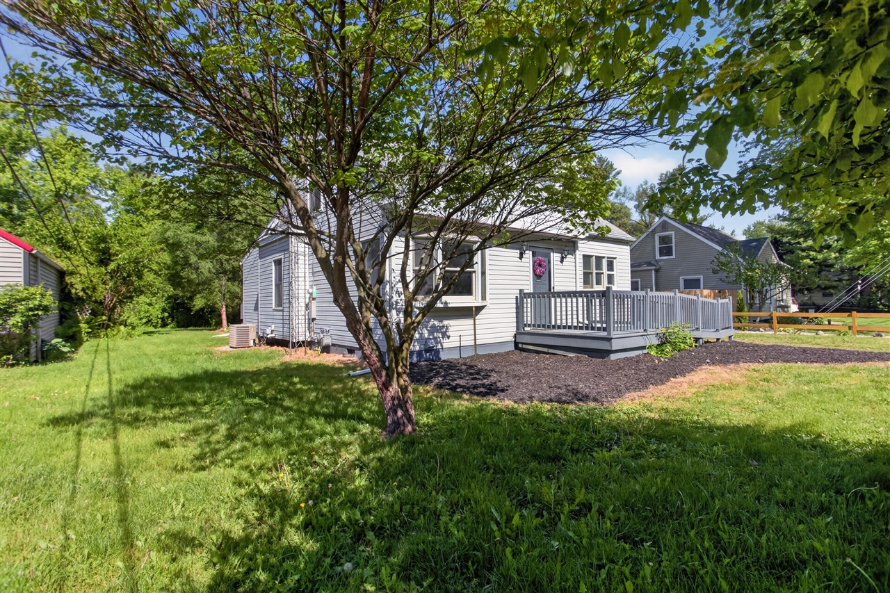 Photo 3 of Single Family Residence at 3320 Treat St, Adrian, MI 49221 | MLS# 70536155 |  | Sold on 2026-07-02