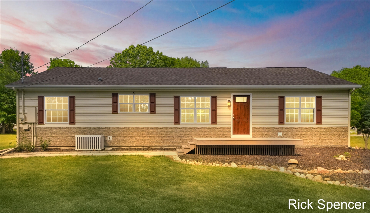 Photo 1 of Single family home for sale at 3321 Babylon Rd, Allegan, MI 49010 | MLS# 70536712 | Listing updated on 2026-09-04