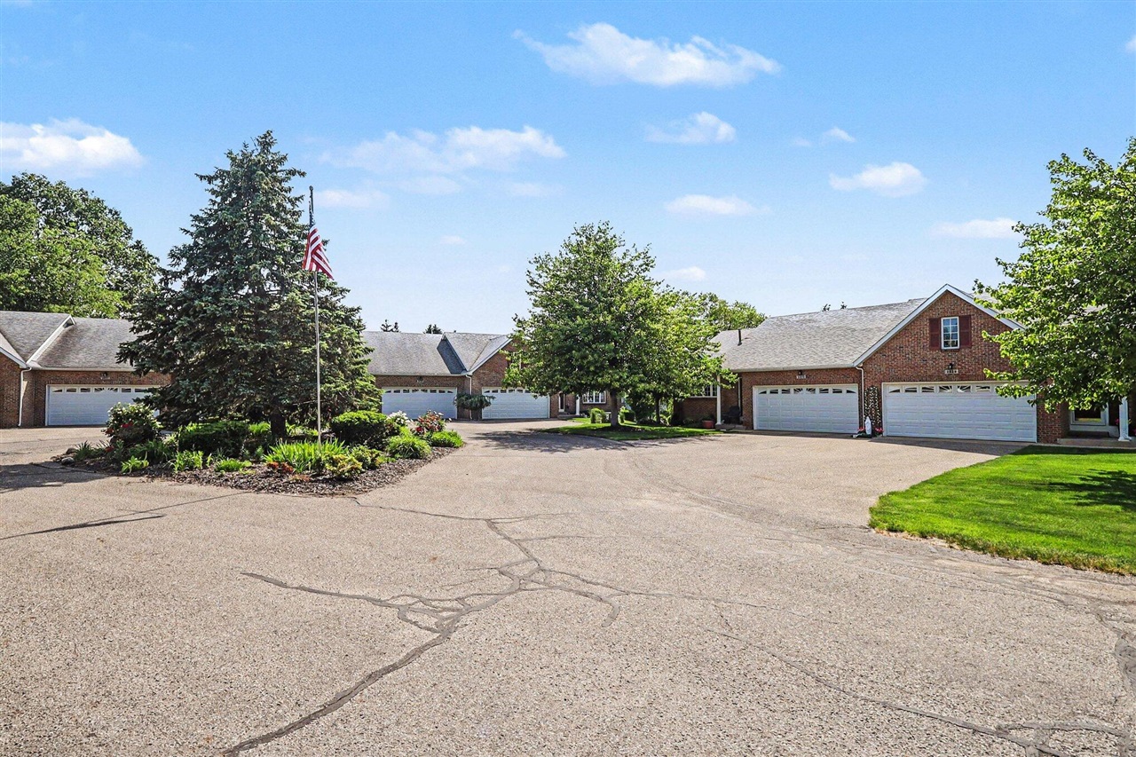 Homes for sale in Holland, MI | 2839 Jewel Ct, Holland, MI 49424 | MLS# 70536994