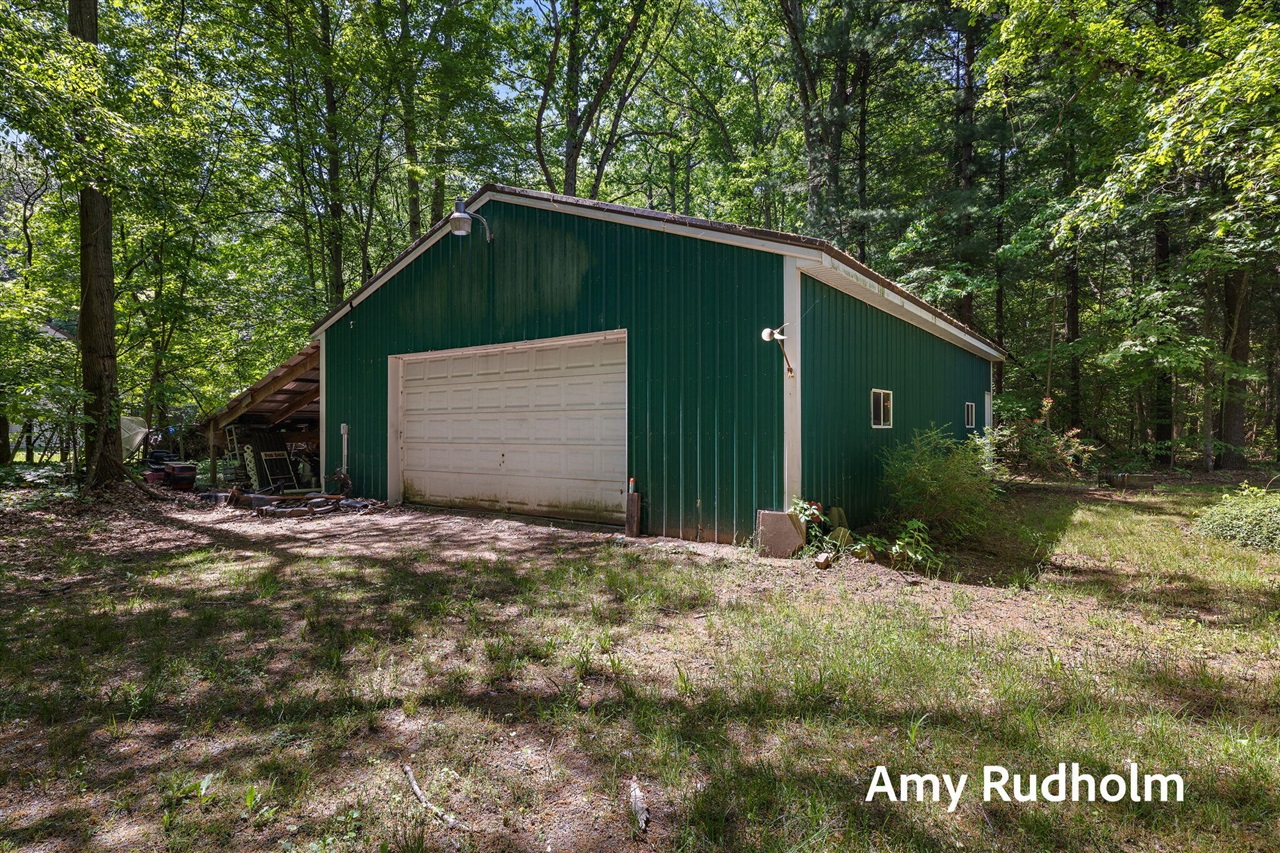 Homes for sale in Coopersville, MI | 9262 Leonard St, Coopersville, MI 49404 | MLS# 70537038