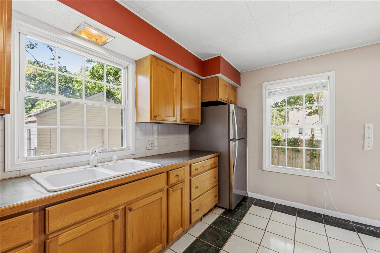 5th image of 63 N 31St St, Battle Creek, MI 49015 | MLS# 70537091