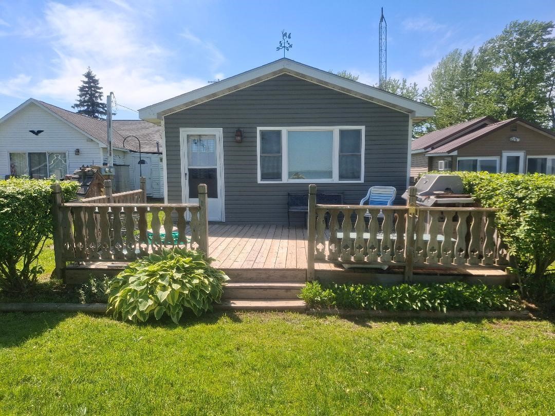 1st image of 6434 W Houghton Lake Dr, Houghton Lake, MI 48629 | MLS# 70537207