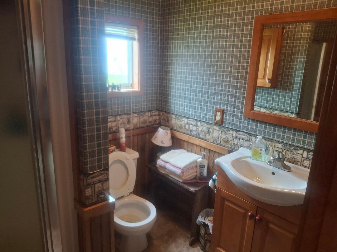 10th image of 6434 W Houghton Lake Dr, Houghton Lake, MI 48629 | MLS# 70537207