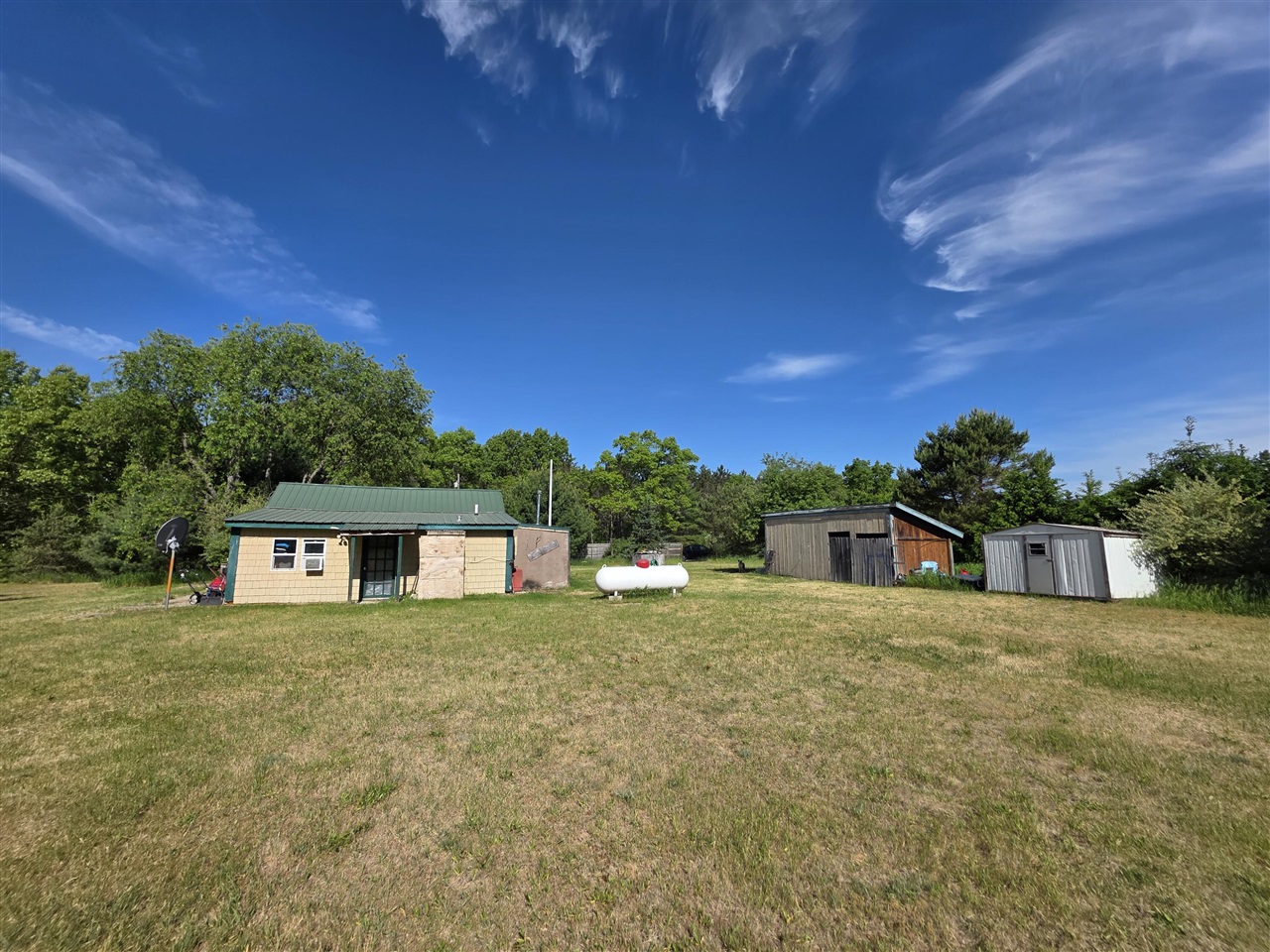 1st image of 3837 Fawn Rd, Wellston, MI 49689 | MLS# 70537520