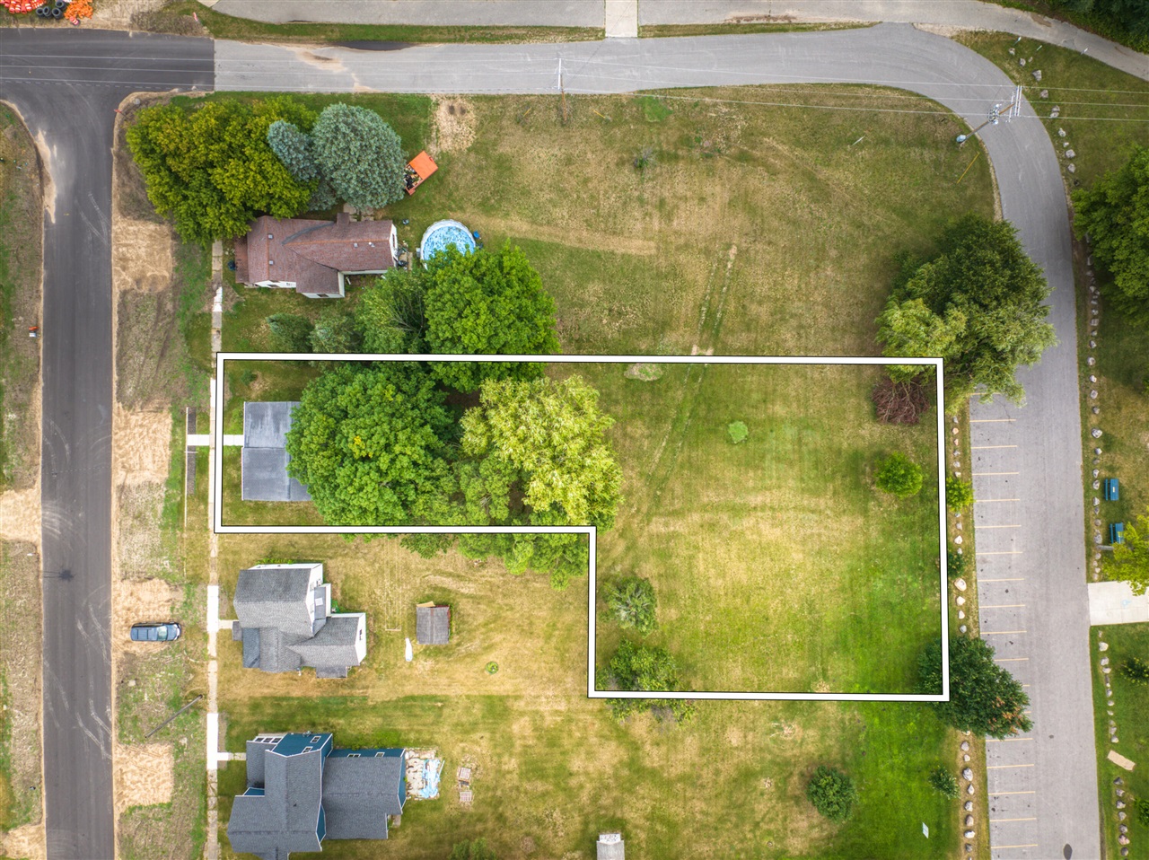 2nd image of 209 S River St, Evart, MI 49631 | MLS# 70537569