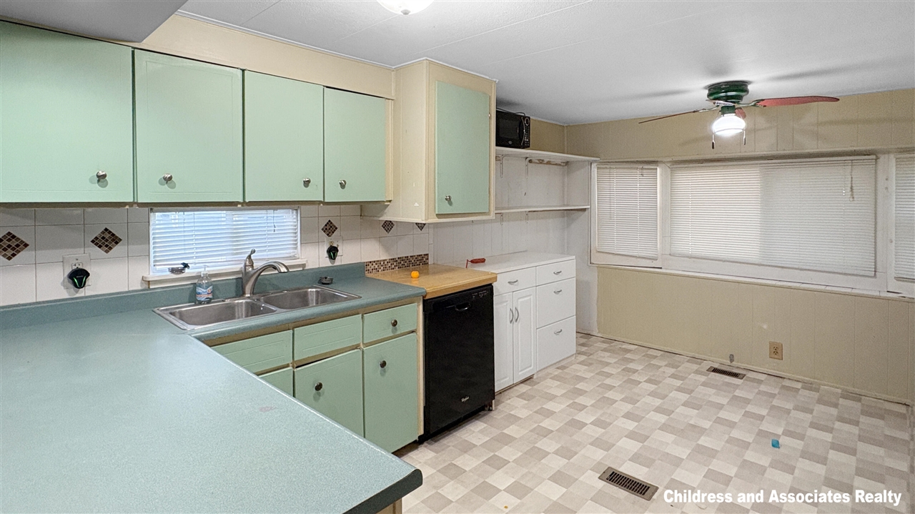 Homes for sale in Grand Rapids, MI | 360 N Sword St, Grand Rapids, MI 49548 | MLS# 70537584