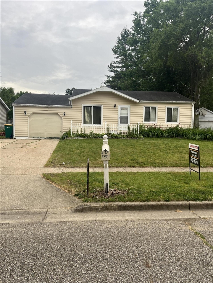 Homes for sale in Portage, MI | 4612 Hanover Ave, Portage, MI 49002 | MLS# 70537627