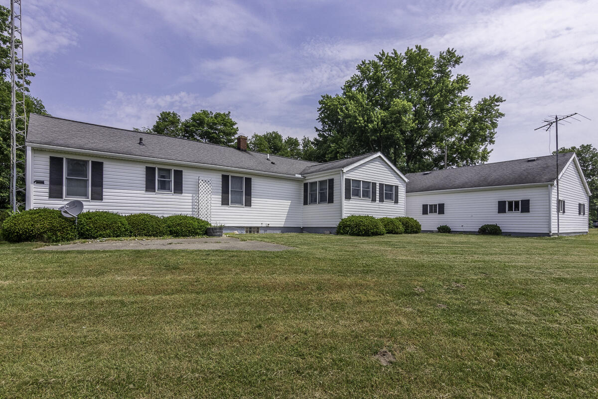 2nd image of 6125 W X Y Ave, Schoolcraft, MI 49087 | MLS# 70537761