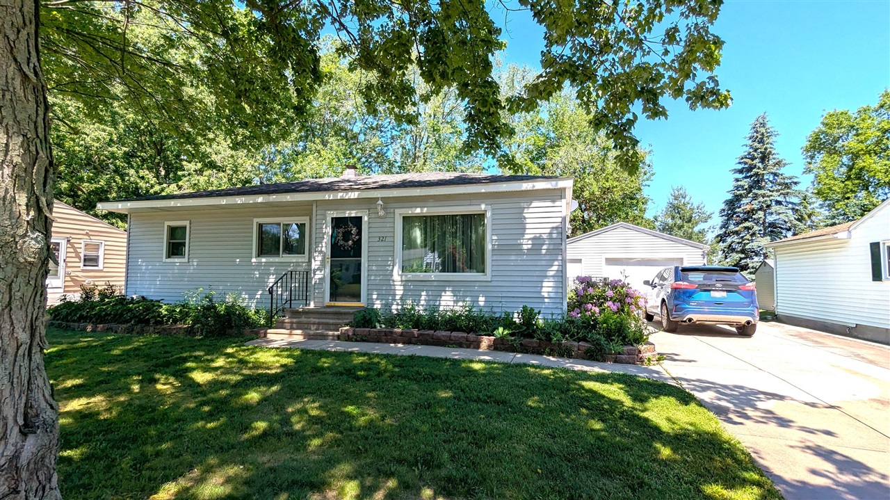 Homes for sale in Portage, MI | 321 Cameo Ave, Portage, MI 49002 | MLS# 70537820