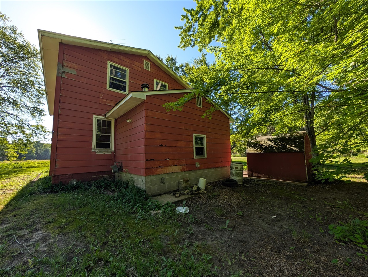 Homes for sale in Fruitport, MI | 3909 Cloverville Rd, Fruitport, MI 49415 | MLS# 70537889