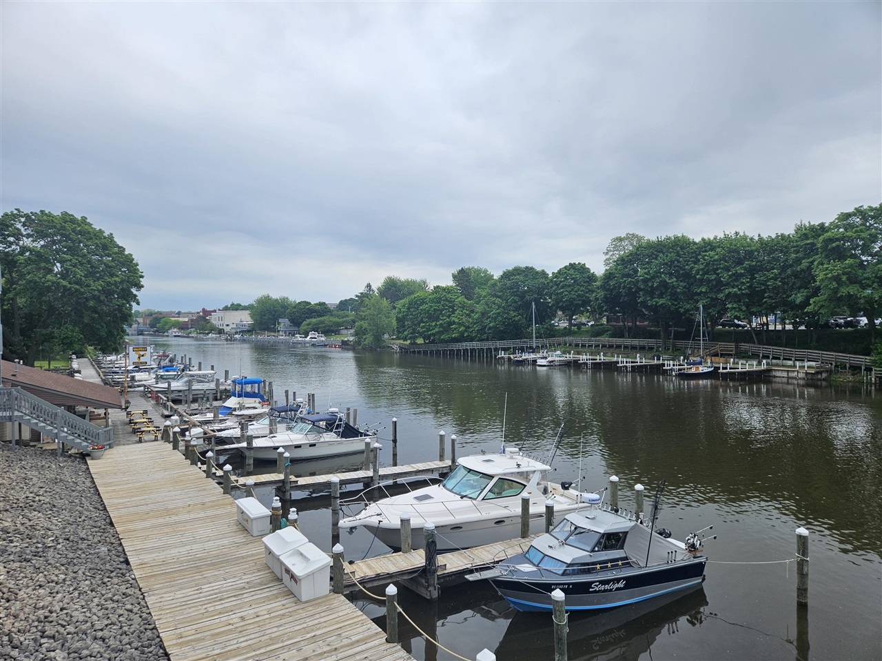 4th image of 317 5Th Ave, Manistee, MI 49660