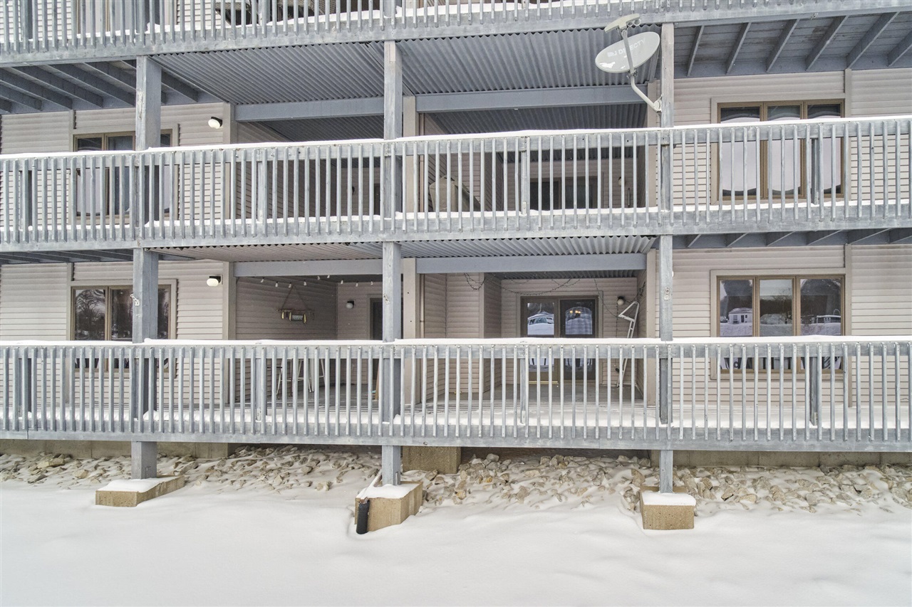 5th image of 317 5Th Ave, Manistee, MI 49660