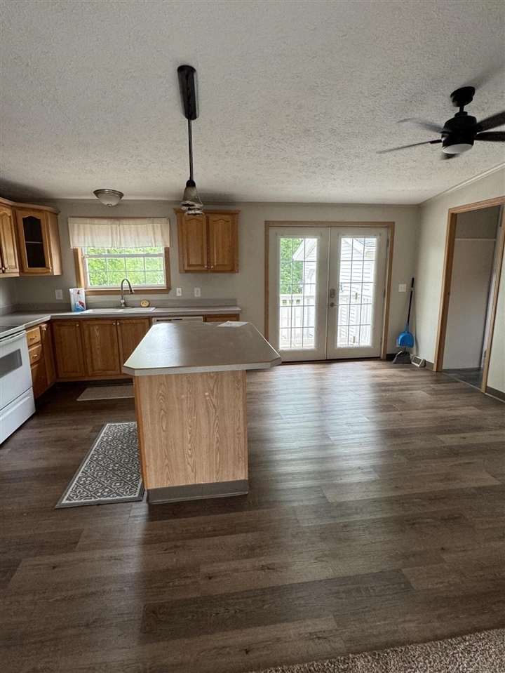 4th image of 818 Raisin River Rd, Three Rivers, MI 49093 | MLS# 70538159