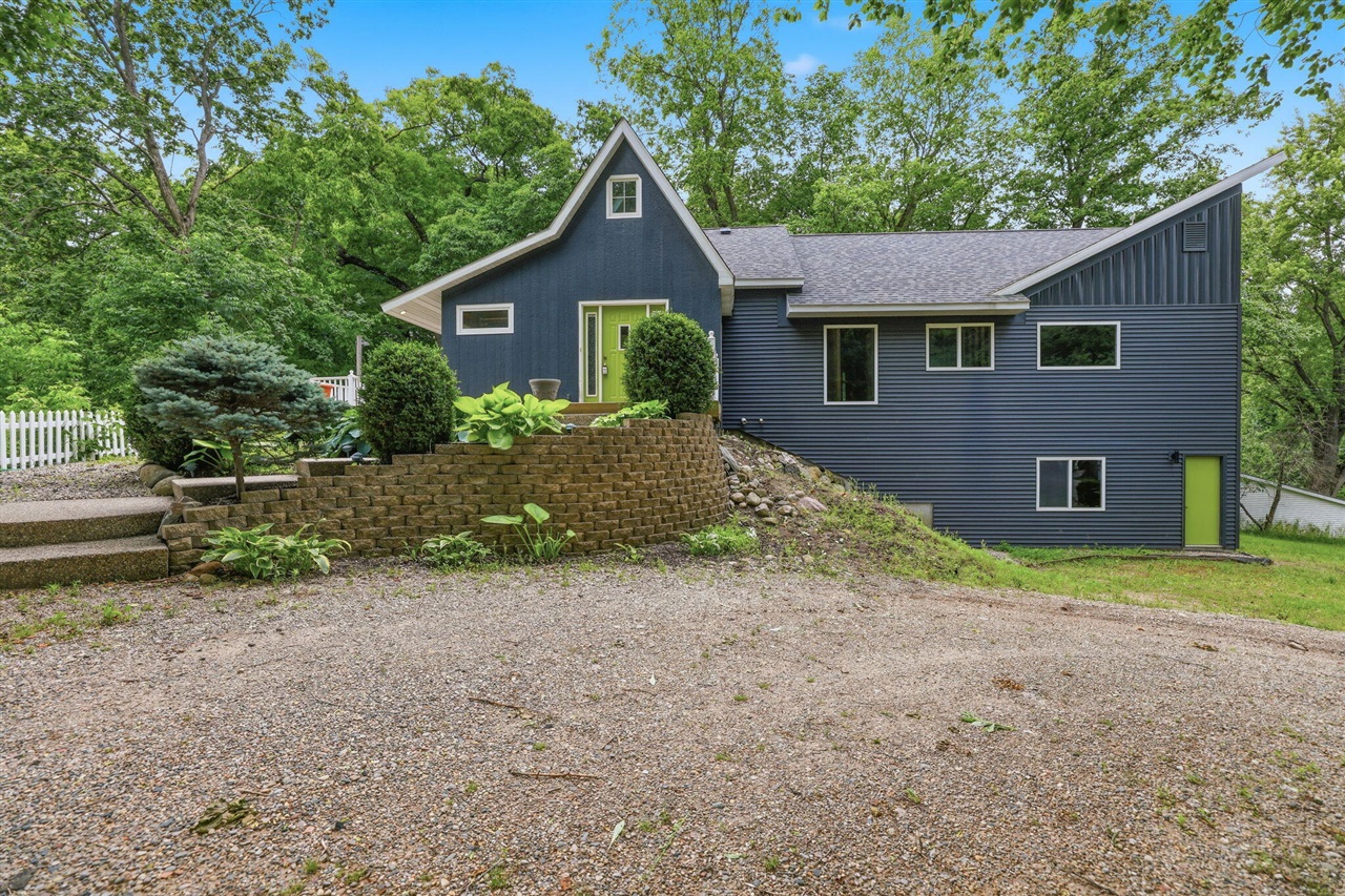 2nd image of 1372 Cramton Ave, Ada, MI 49301 | MLS# 70538251
