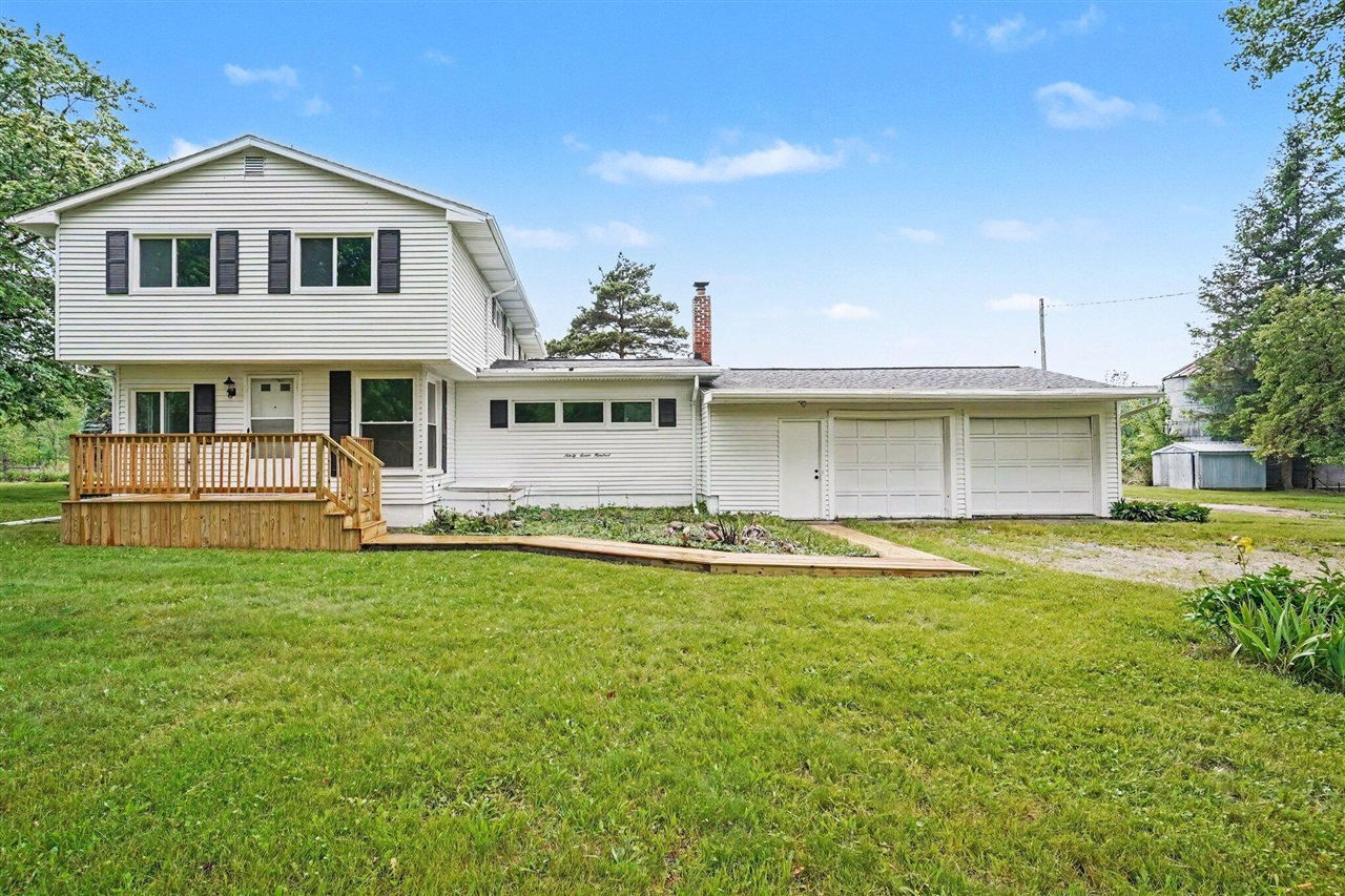 Photo 2 of Single family home for sale at 9700 Fenner Rd, Perry, MI 48872 | MLS# 70538312 | Listing updated on 2026-08-18