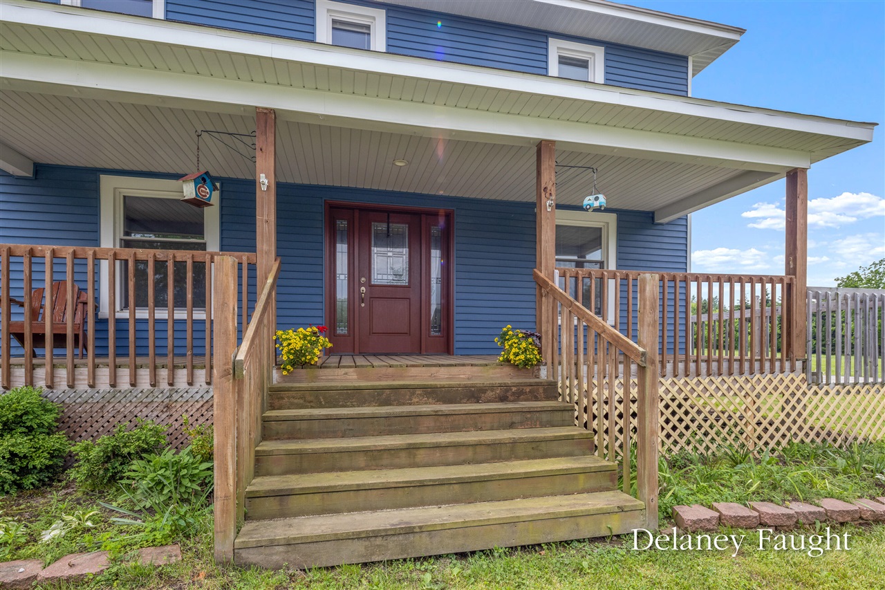 Homes for sale in Sparta, MI | 3460 13 Mile Rd, Sparta, MI 49345 | MLS# 70538384