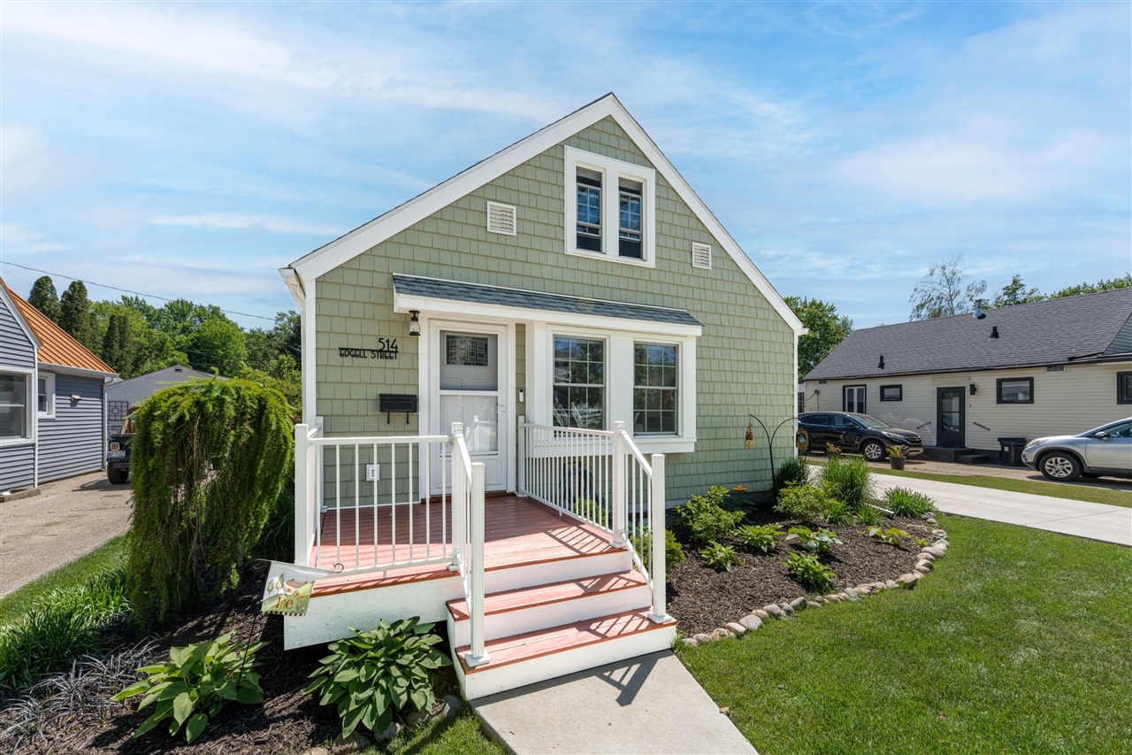 1st image of 514 Edgell St, South Haven, MI 49090 | MLS# 70538462