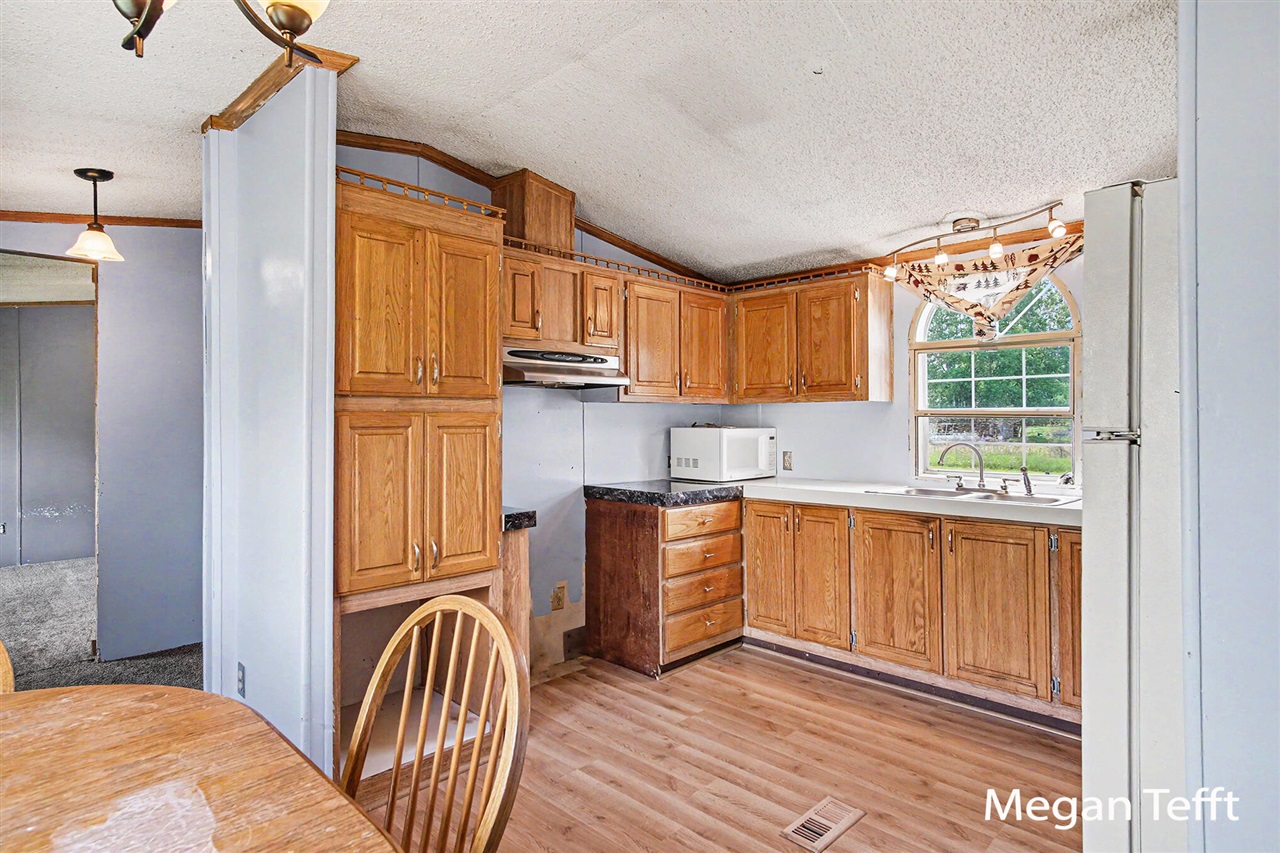 Homes for sale in Kent City, MI | 14333 S Juniper Ave, Kent City, MI 49330 | MLS# 70538494