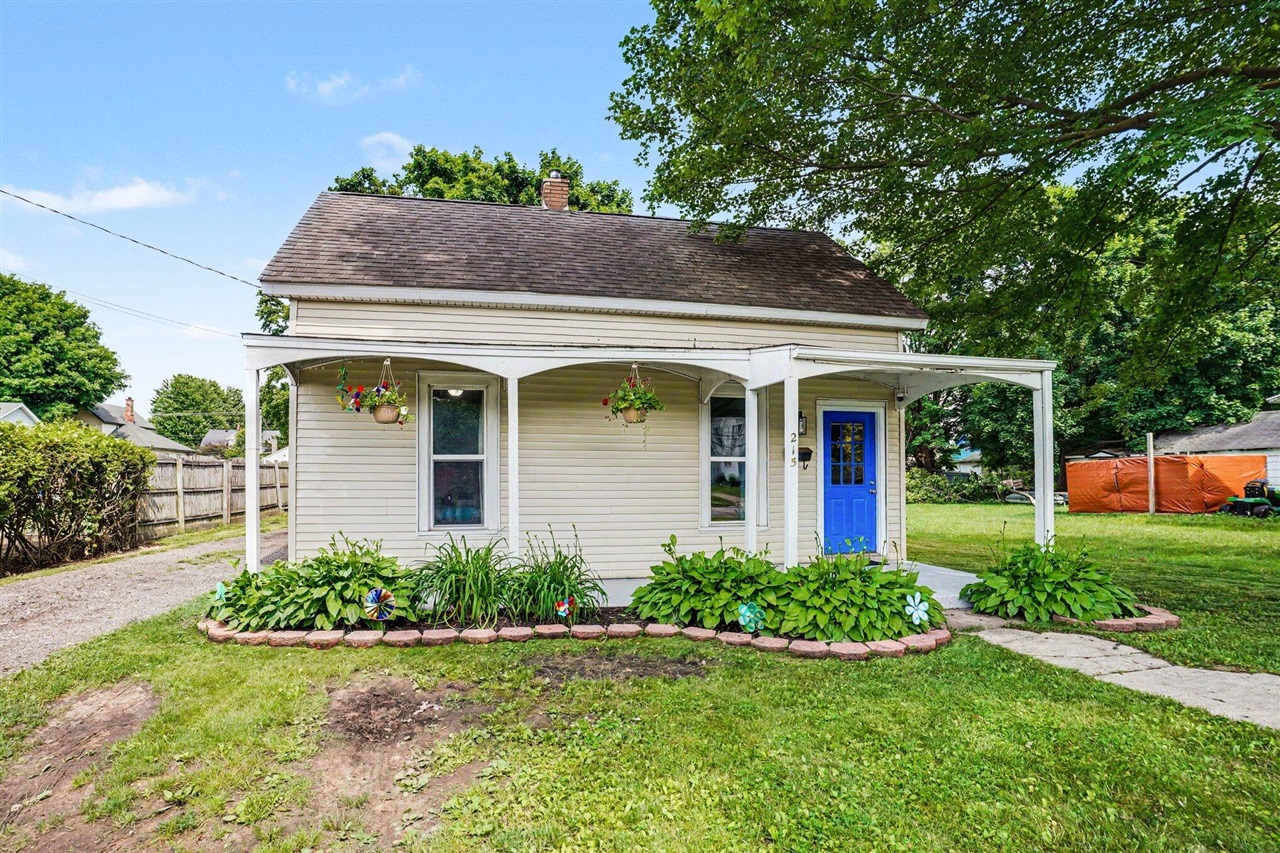 5th image of 215 N Centerville Rd, Sturgis, MI 49091 | MLS# 70538528