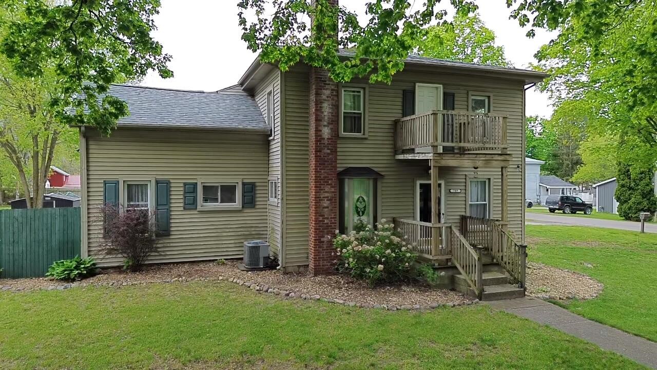 3rd image of 709 E Isham St, Lyons, MI 48851 | MLS# 70538607
