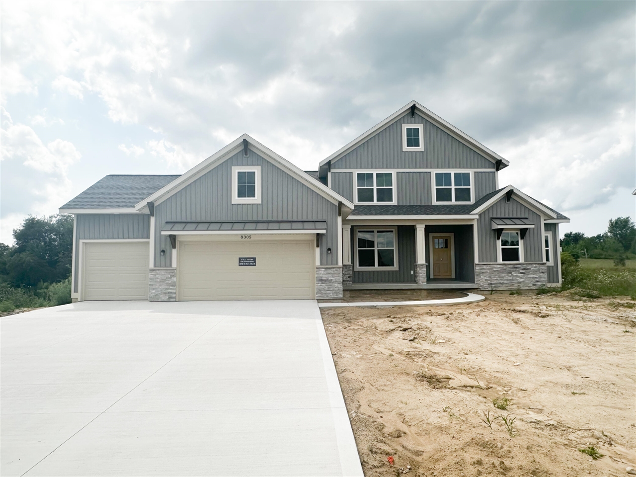 2nd image of 8305 Eagle Peak Dr, Jenison, MI 49428 | MLS# 70538624