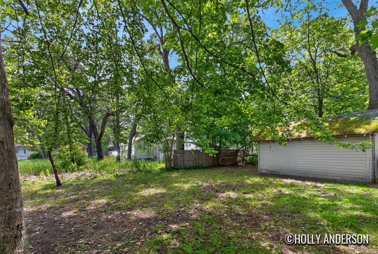 2nd image of 3012 9th St, Muskegon, MI 49444 | MLS# 70538640