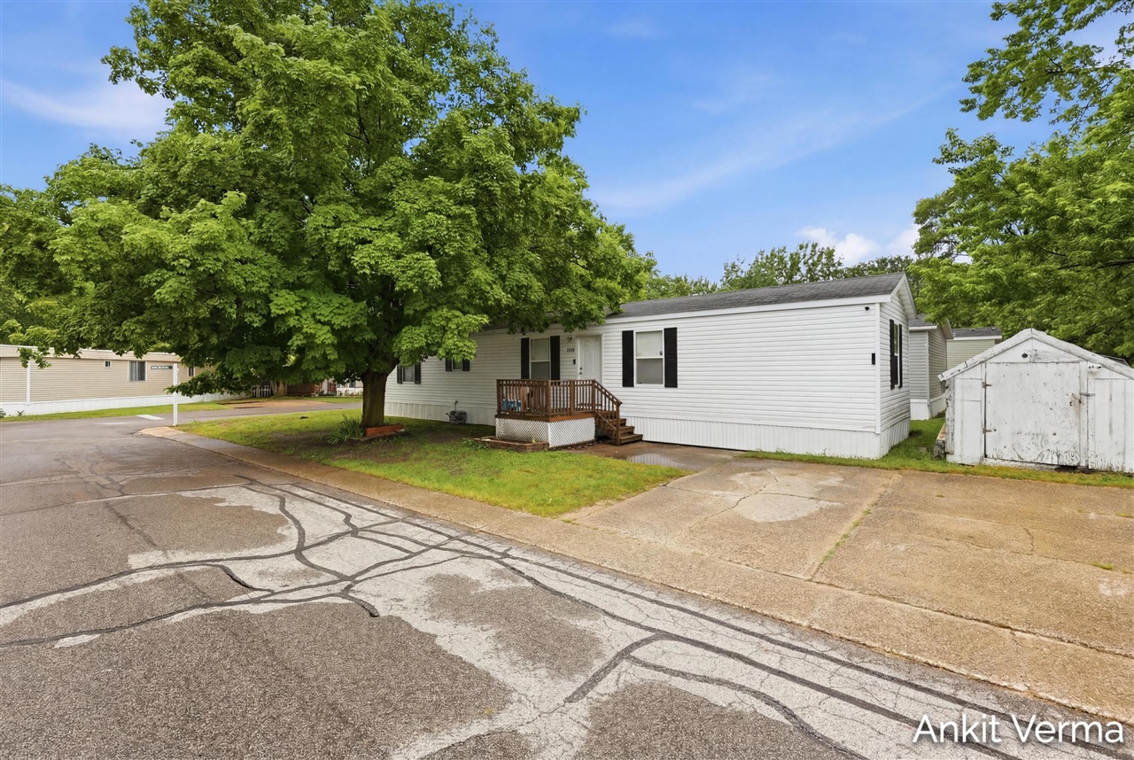 Homes for sale in Grand Rapids, MI | 7132 Prestonburg Dr, Grand Rapids, MI 49548 | MLS# 70538710