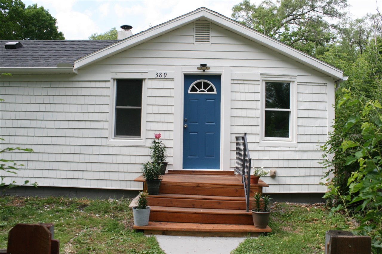 2nd image of 389 Parker Ave, Benton Harbor, MI 49022 | MLS# 70538800