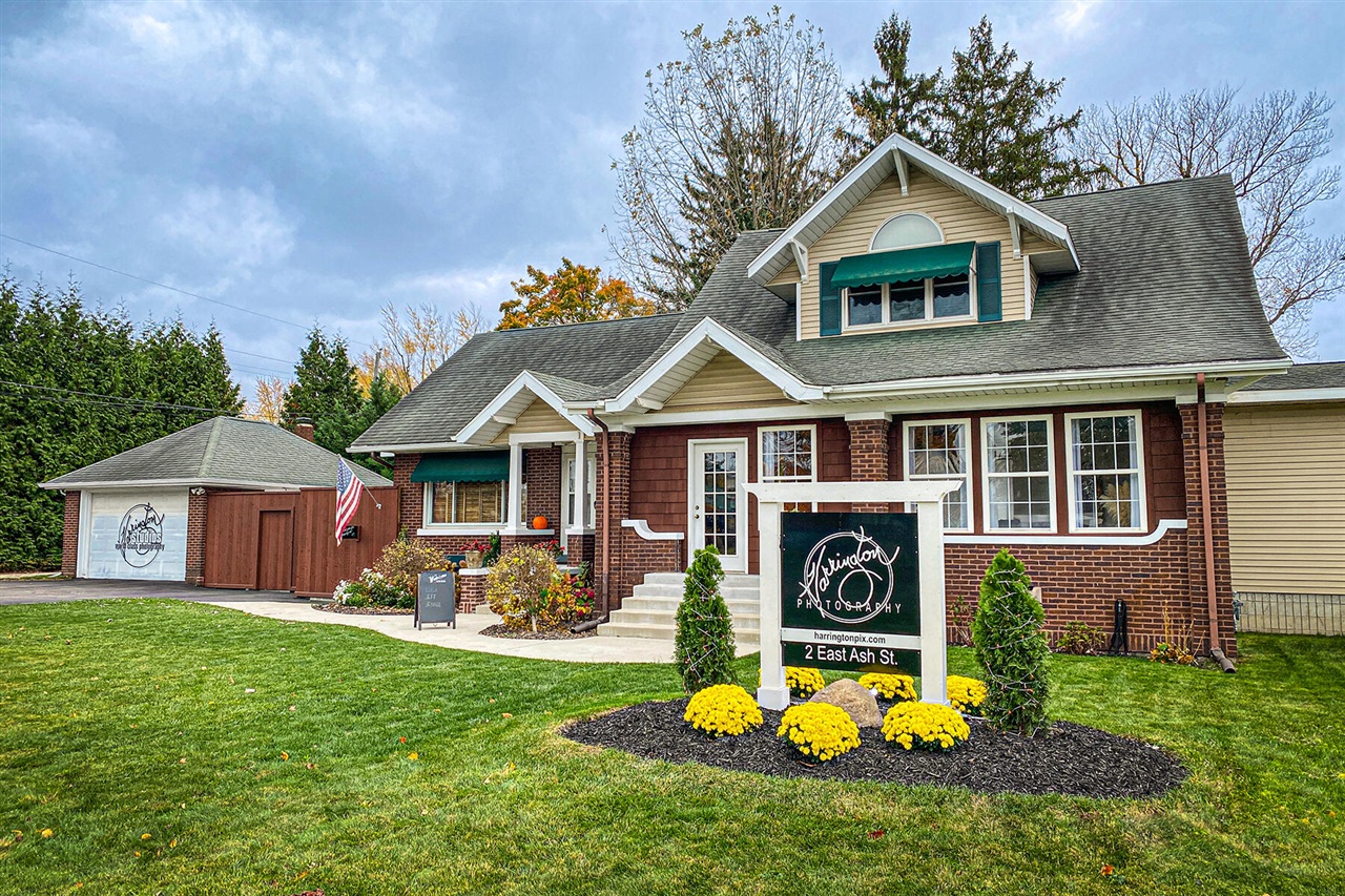 3rd image of 2 E Ash St, Three Oaks, MI 49128 | MLS# 70538822