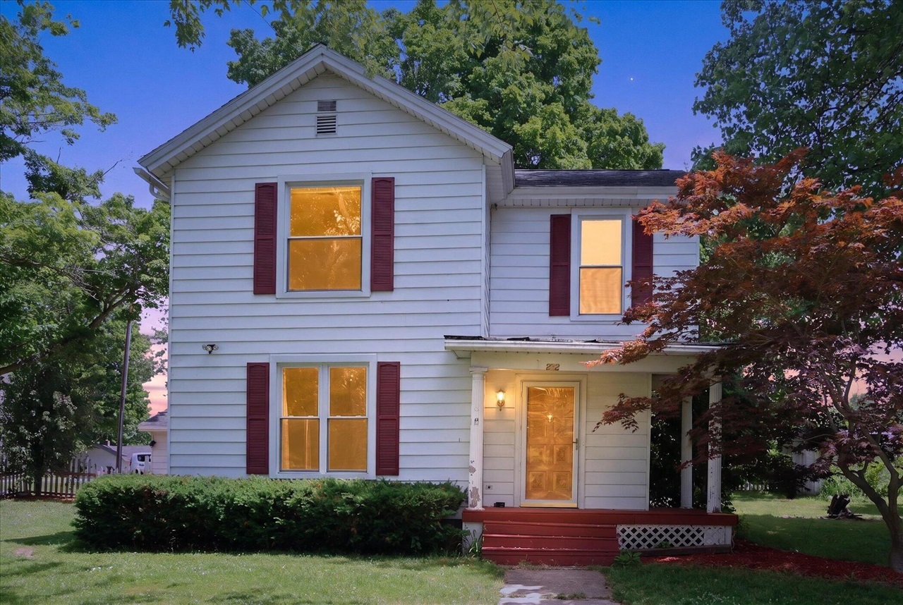 2nd image of 282 Liberty St, Muir, MI 48860 | MLS# 70538879