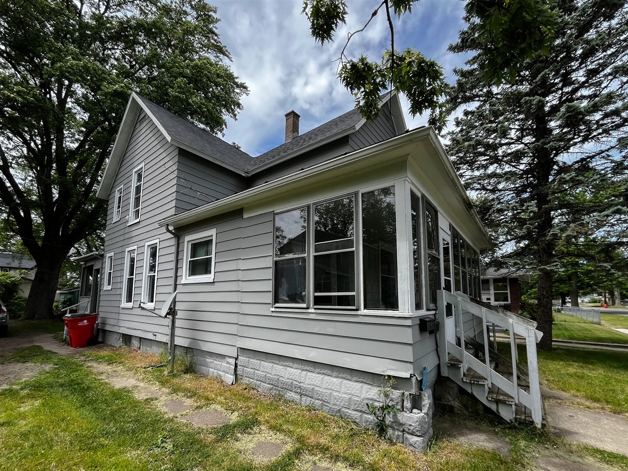 3rd image of 774 Lavette Ave, Benton Harbor, MI 49022 | MLS# 70538986