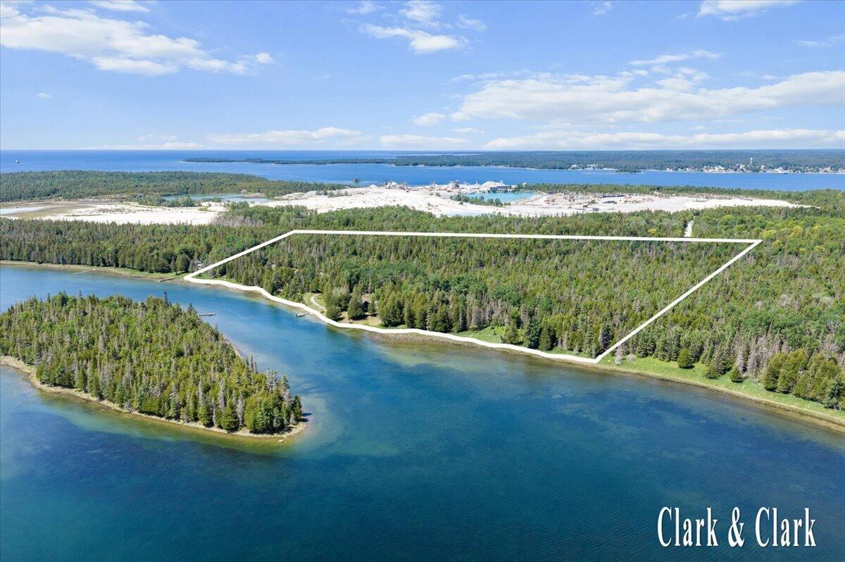 2nd image of 35965 S Humms Rd, Drummond Island, MI 49726 | MLS# 70539156