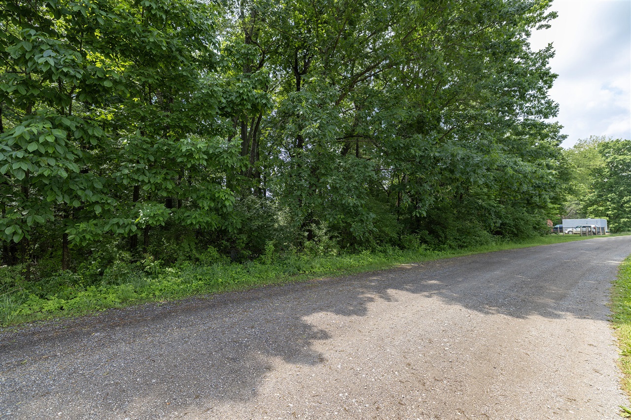 5th image of 21597 Puterbaugh Ln, Cassopolis, MI 49031 | MLS# 70539162