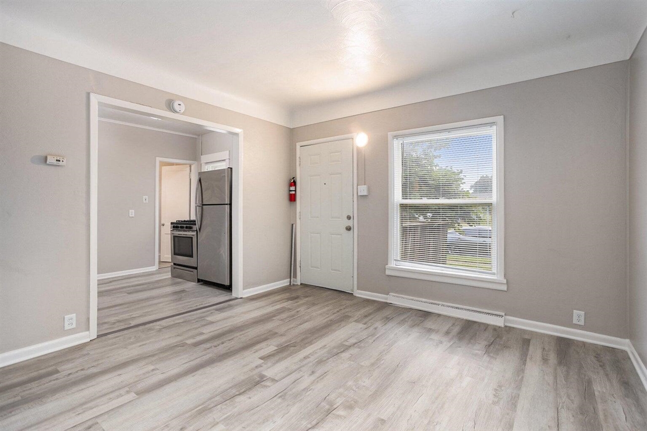 5th image of 3116 N Whittier Dr, Kalamazoo, MI 49001 | MLS# 70539237