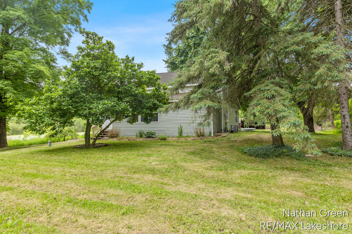 3rd image of 2122 Coats Grove Rd, Hastings, MI 49058 | MLS# 70539239