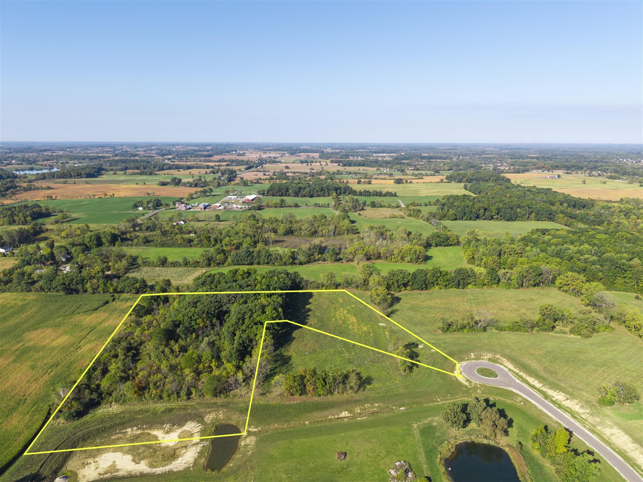 3rd image of 6 Elodea Ln, Ann Arbor, MI 48103 | MLS# 70539308