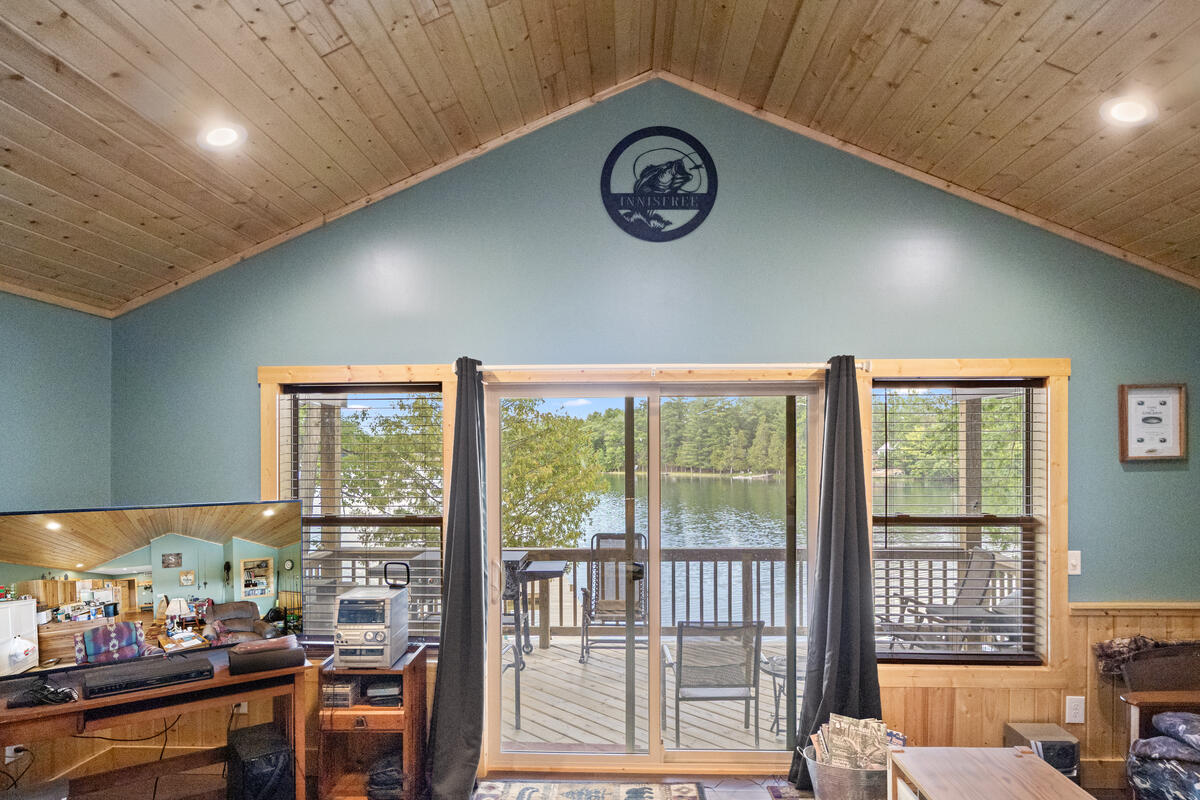 5th image of 2485 W Lake Shore Dr, Bitely, MI 49309 | MLS# 70539330