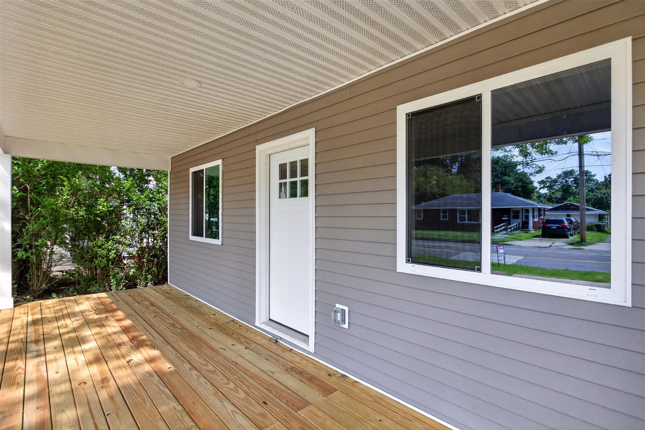 31st image of 1111 Lansing Ave, Jackson, MI 49202 | MLS# 70539506