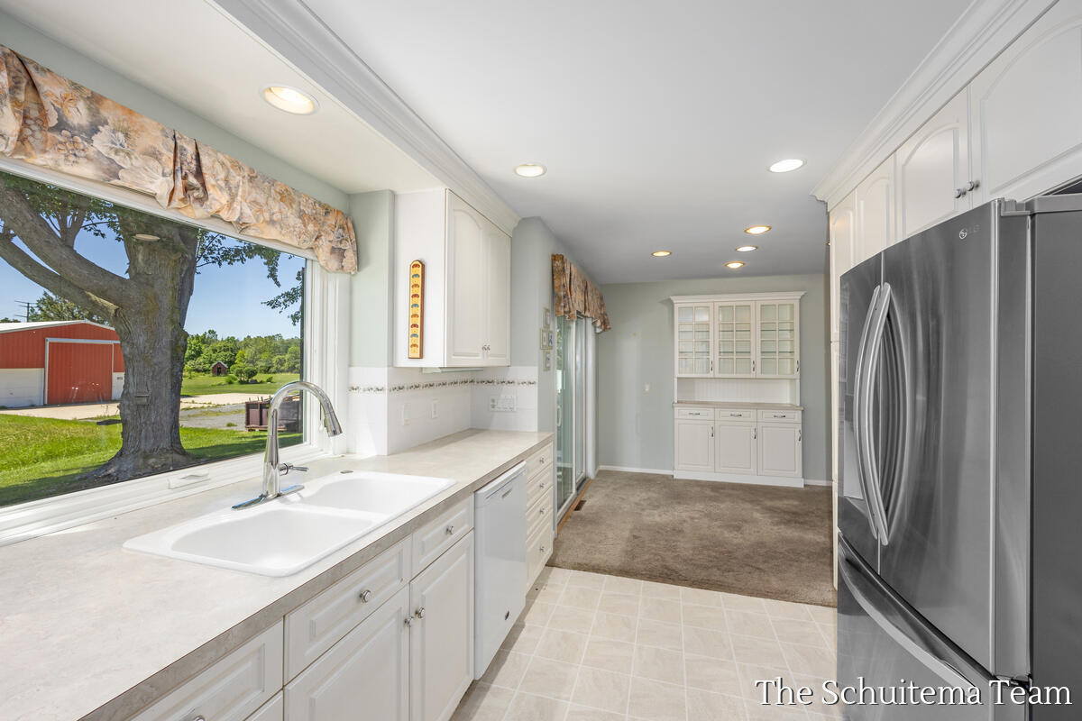 5th image of 4526 Bauer Rd, Hudsonville, MI 49426 | MLS# 70539520