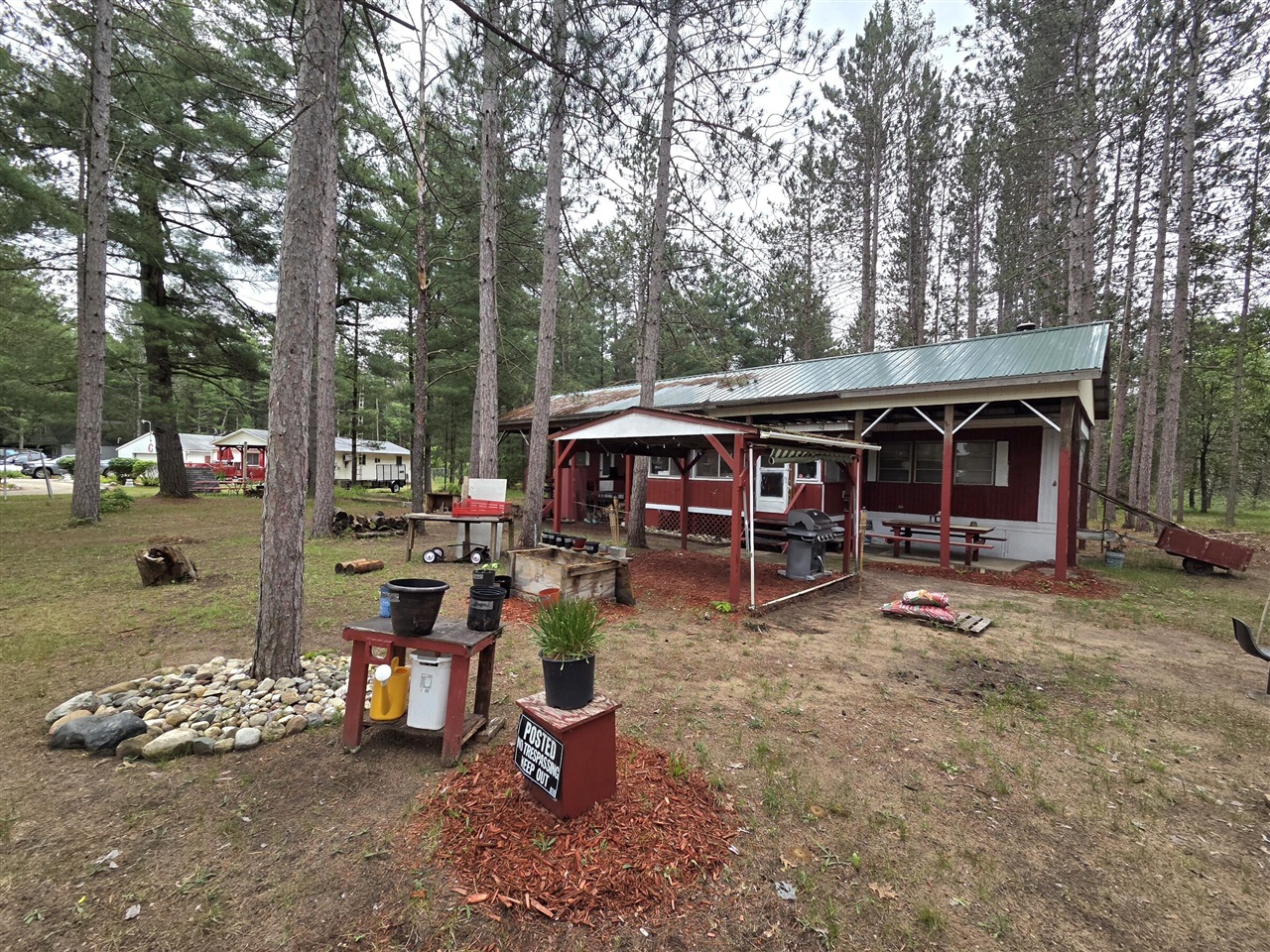 2nd image of 1909 W 16th St, Baldwin, MI 49304 | MLS# 70539711