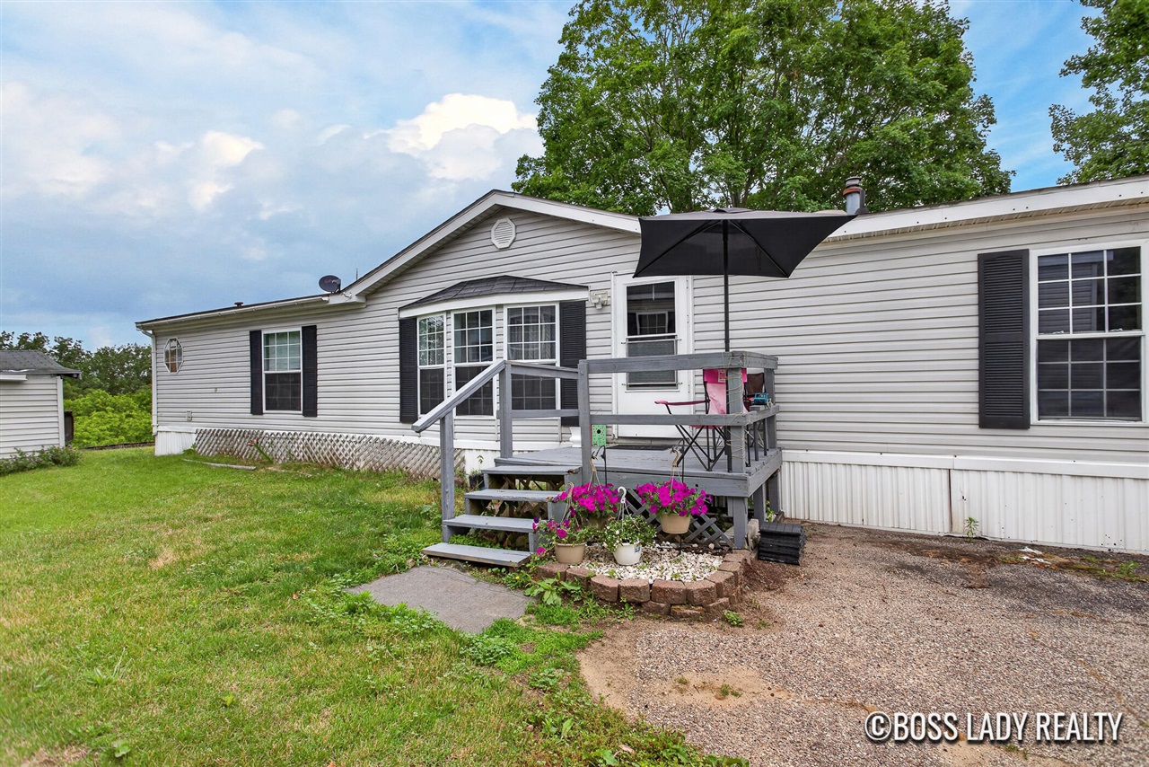 Homes for sale in Kalamazoo, MI | 4206 Nancy Ln, Kalamazoo, MI 49006 | MLS# 70539781