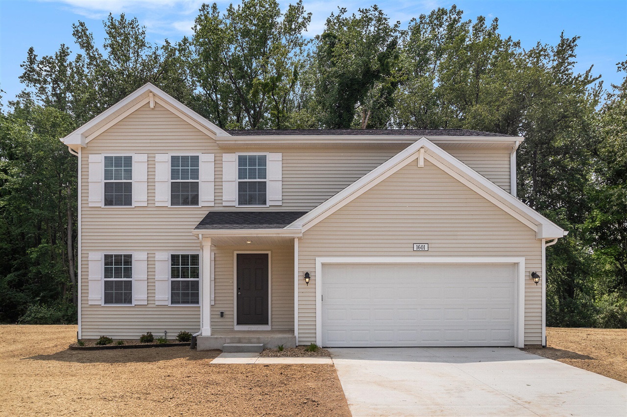 1st image of 1229 E Marquette Woods Rd, Saint Joseph, MI 49085 | MLS# 70539913