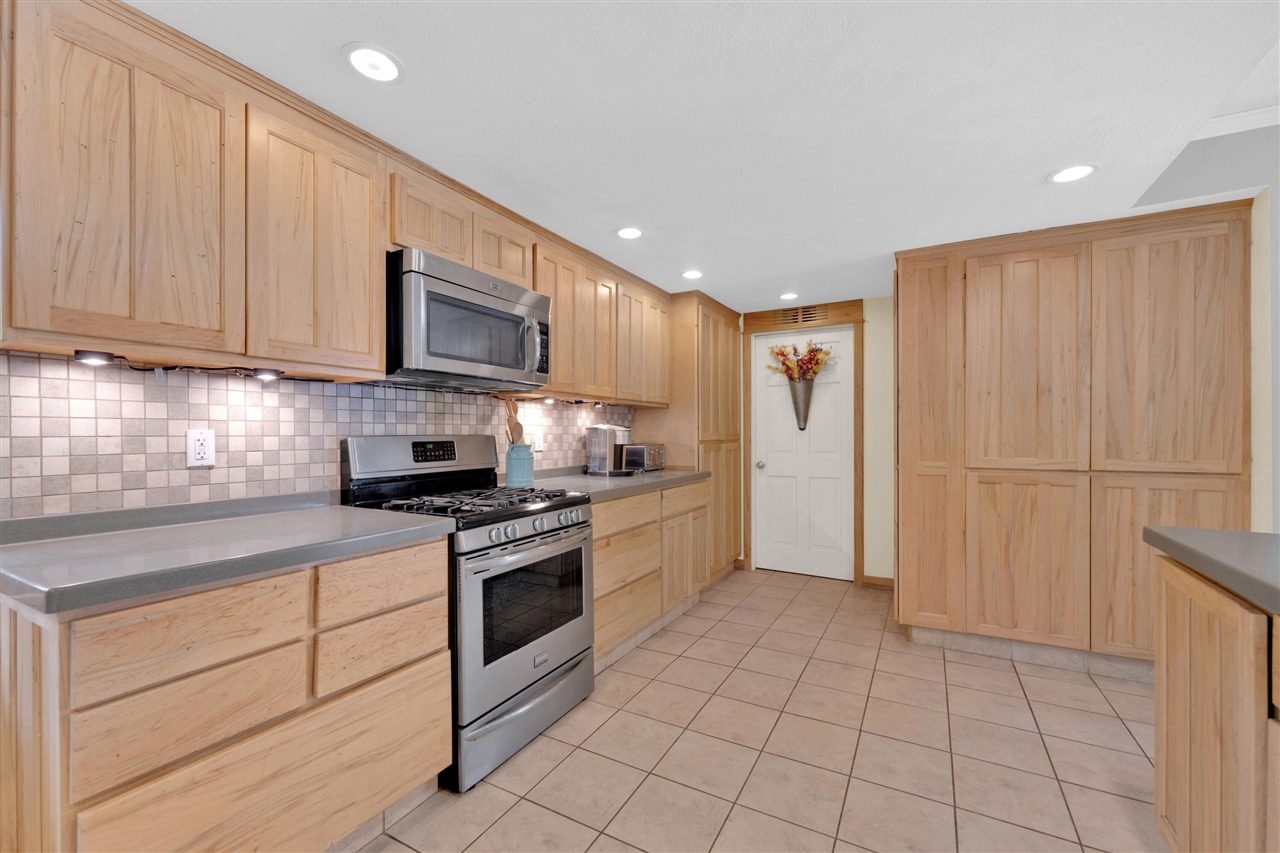 5th image of 888 W Walnut St, Hastings, MI 49058 | MLS# 70540174