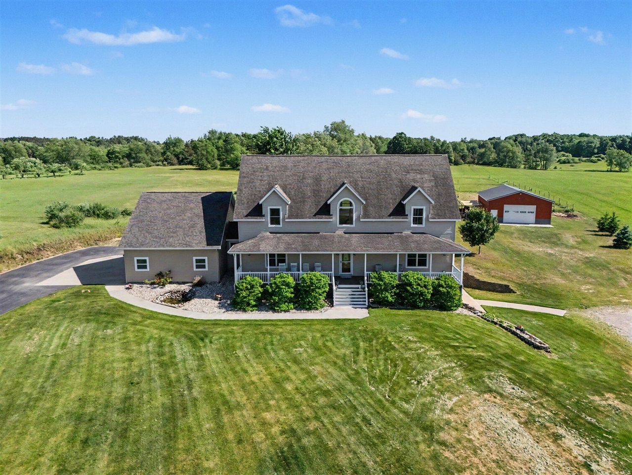 3rd image of 1415 W First St, Scottville, MI 49454 | MLS# 70540250