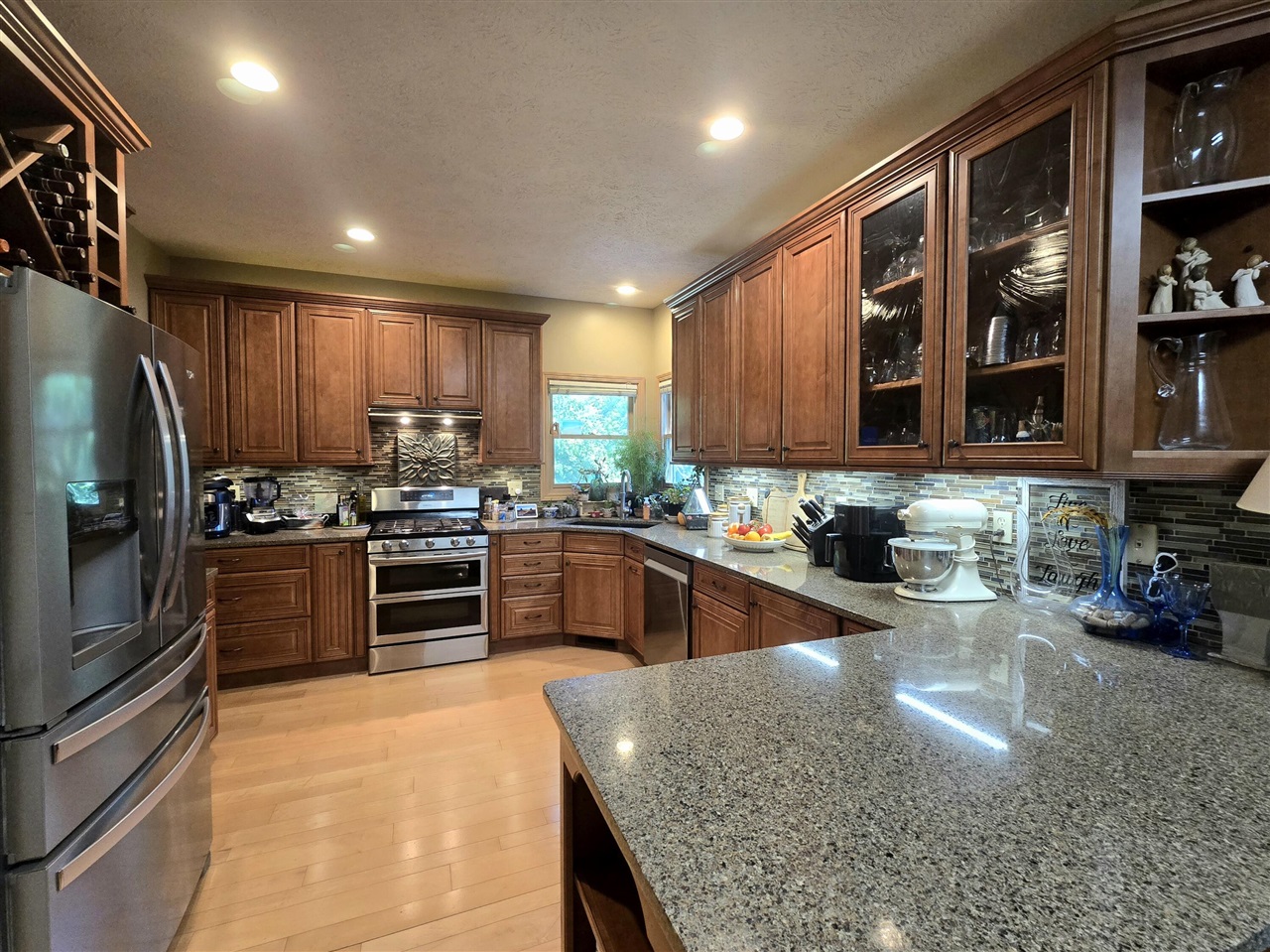 5th image of 594 Springwood Dr, Kalamazoo, MI 49009 | MLS# 70540427