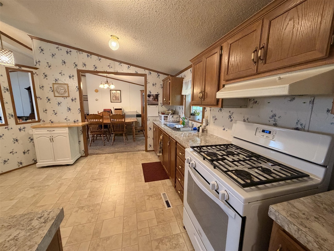 Homes for sale in Newaygo, MI | 547 E Clam Ct, Newaygo, MI 49337 | MLS# 70540438