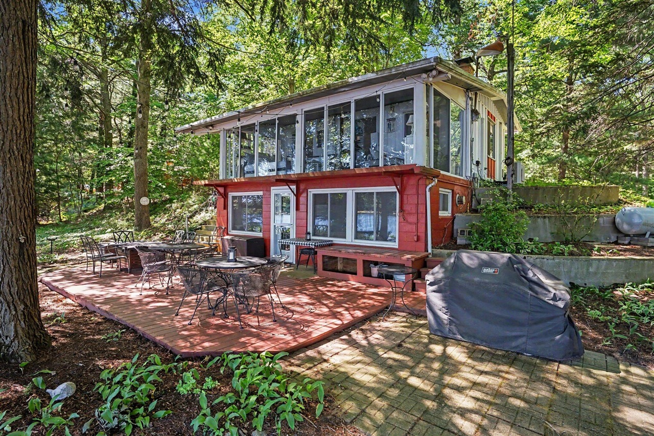 Homes for sale in Grand Junction, MI | 10041 County Road 215, Grand Junction, MI 49056 | MLS# 70540499